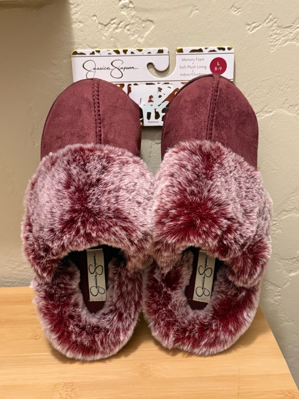 Jessica Simpson Plush Faux-Fur Slide Slippers in Wine (8-9)